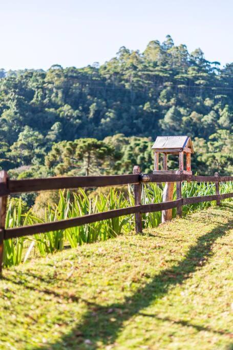 Chales Fazenda Cantinho Do Selado Монти-Верди Экстерьер фото